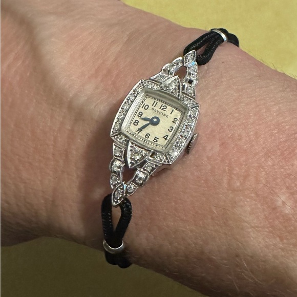 1920’s-30’s Platinum ladies Glycine bracelet Watch 30 diamonds, appraised $1100 - Picture 1 of 14